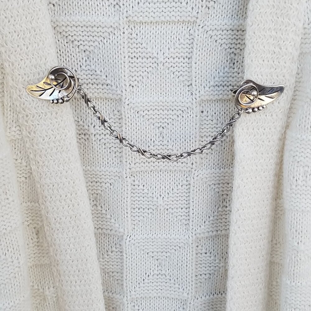 Vintage Leaf Sweater, Scarf, or Shirt Clip with Classy Chain